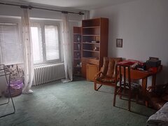 13 Septembrie Panduri, bloc mixt 1992, metrou Academia Militara