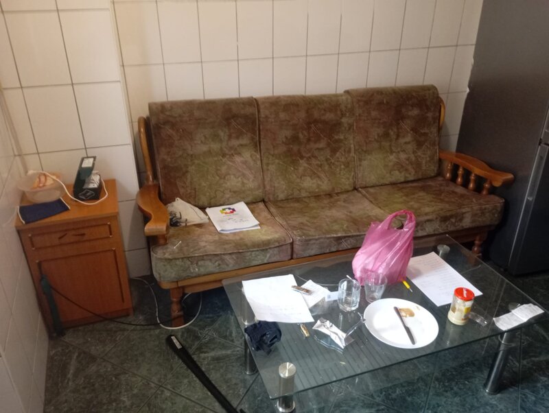 13 Septembrie Panduri, bloc mixt 1992, metrou Academia Militara