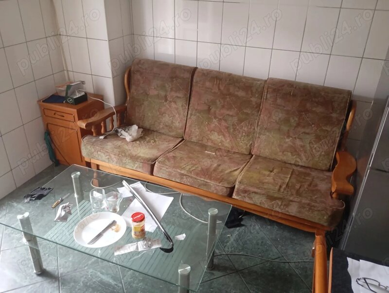 13 Septembrie Panduri, bloc mixt 1992, metrou Academia Militara